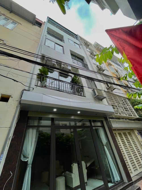 BÁN GẤP NHÀ BỒ ĐỀ – LONG BIÊN – 55M2 x 6T – 5M – 12.8 TỶ – GẦN PHỐ – Ô TÔ ĐỖ CỬA