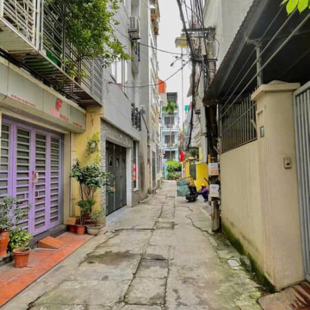 BÁN GẤP NHÀ BỒ ĐỀ – LONG BIÊN – 55M2 x 6T – 5M – 12.8 TỶ – GẦN PHỐ – Ô TÔ ĐỖ CỬA