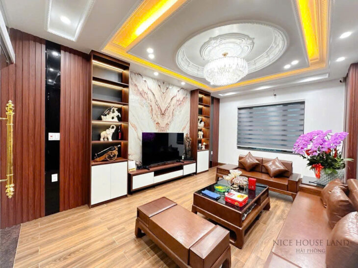 Phân lô tuyến 2 Lê Hồng Phong, 60m 4 tầng độc lập dân xây, Giá 7.5 tỉ gần Chợ Lũng