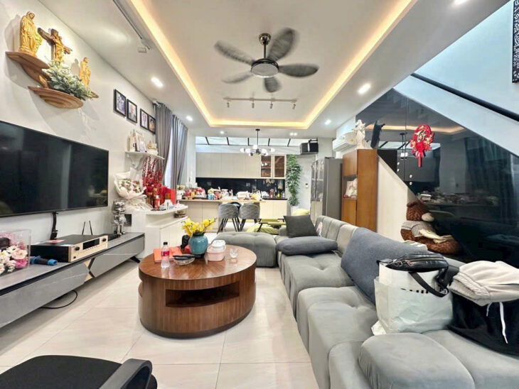 BÁN NHÀ GÓC 2 MẶT TIỀN ĐƯỜNG CÂY KEO,PHƯỜNG TAM PHÚ ,TP THỦ ĐỨC .