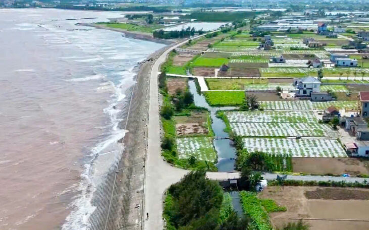 Em còn hai lô giao phong giao thủy 100m2 sát biển hơn 1 tỷ