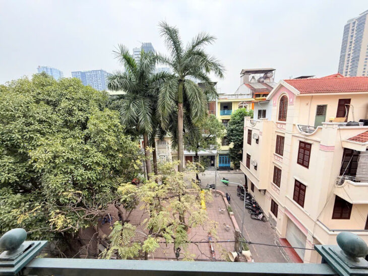 NHÀ PHỐ HOÀNG NGỌC PHÁCH 70M2X4 TẦNG 22 TỶ – OTO NGỦ TRONG NHÀ – THANG MÁY – KINH DOANH SANG TRỌNG