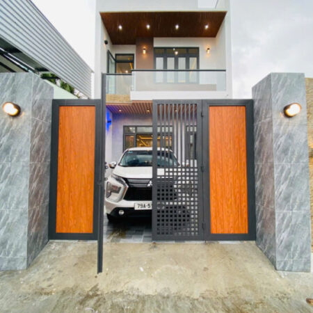 Bán căn Nhà Lầu Đẹp Xịn Tại Diên Phú.Đường xe ô tô tận nơi