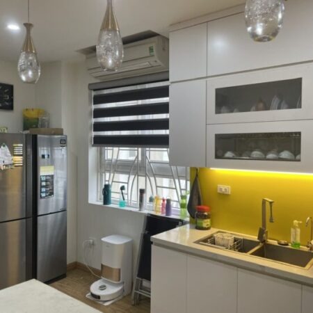 Em có căn hộ CT1 Vinaconex 3 Trung Văn 72m2 căn góc 2 ngủ 2 vệ sinh full đồ 4,2 tỷ