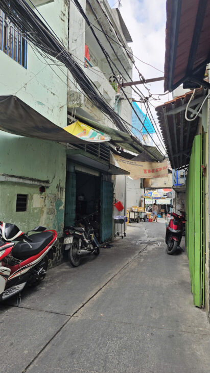 SÁT MẶT TIỀN TÔN ĐẢN Q4 DIỆN TÍCH 46 M2 HƠN 2 TỶ