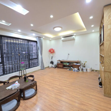 Bán nhà Chùa Bộc, Đống Đa, lô góc, gần ô tô, 43m2, 10.6 tỷ(MTG – CTL)