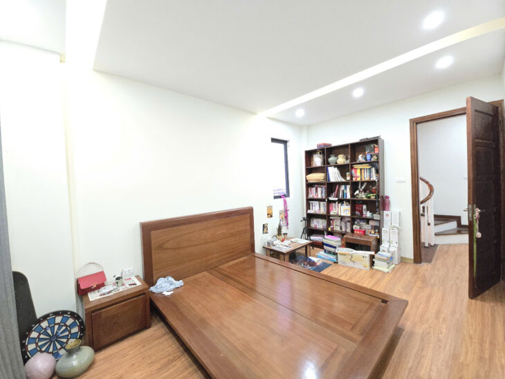 Bán nhà Chùa Bộc, Đống Đa, lô góc, gần ô tô, 43m2, 10.6 tỷ(MTG – CTL)