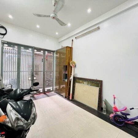 Bán rẻ NHÀ dân xây phố Trần Vỹ – Cầu Giấy – 47m2 x 7 tầng – khu dân trí cao