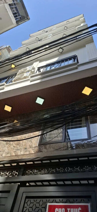 Bán nhà Dòng tại Ngõ 102 Phố Pháo Đài Láng, 24 tỷ, 84 m2, 7 tầng,Thang Máy 25PN, 25WC