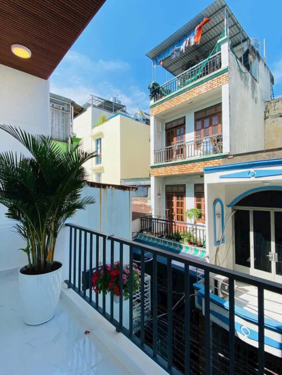 6.3 tỷ- bán nhà mới đẹp 4 tầng hẻm xe hơi sát Mặt tiền Phan Văn Trị-khu Cityland- 4mx11,2m vuông vức