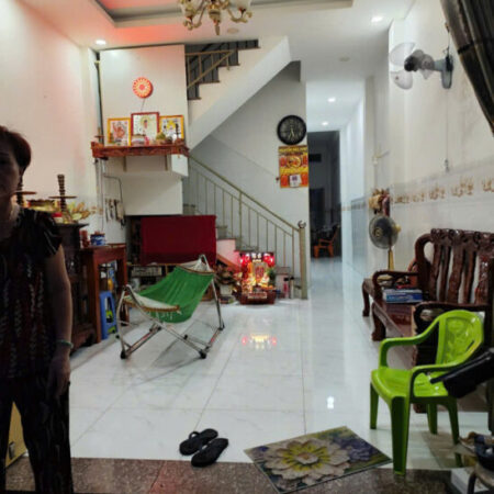 Bán Nhà 2 Tầng 72m Giá chỉ 4 Tỷ 1 Tân Xuân Hóc Môn SHR Đường 8 Mét