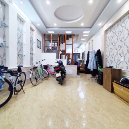Bán nhà Miếu Hai Xã, 47m 4 tầng độc lập, Giá 3.35 tỉ gần CHợ Hàng Mới