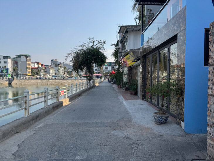 BÁN NHÀ NGỌC LÂM – LONG BIÊN – 33M2 x 5T – MT 5.6M – 7.5 TỶ – Ô TÔ DỪNG ĐỖ NGÀY ĐÊM