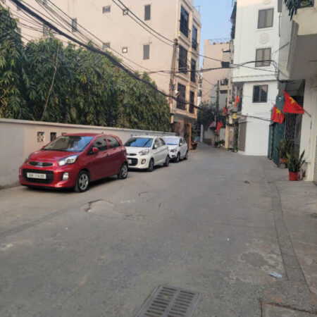 Bán nhà đẹp ở ngay Ngõ 264 Ngọc Thuỵ – Dân Xây – Ô tô – 40m2 nhỉnh 5 tỷ ( Thương l:ượng)