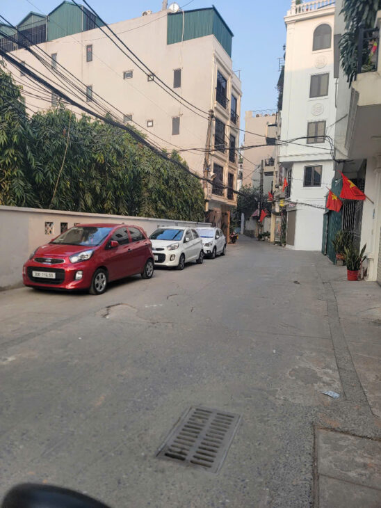 Bán nhà đẹp ở ngay Ngõ 264 Ngọc Thuỵ – Dân Xây – Ô tô – 40m2 nhỉnh 5 tỷ ( Thương l:ượng)