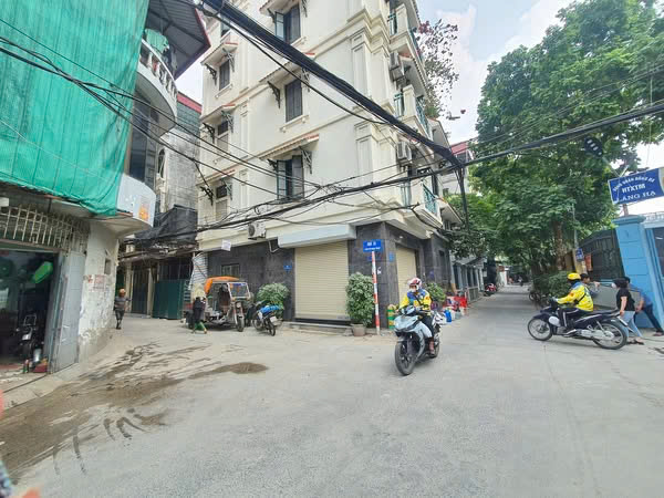 Bán nhà riêng tại ngõ 25 Vũ Ngọc Phan, 32,5 tỷ, 90m2, 18PN, 18WC Nhà riêng tại ngõ 25 Phố Vũ