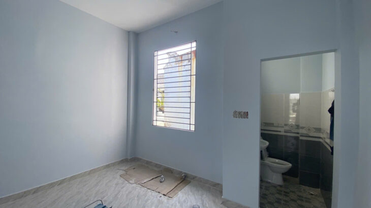 NHỈNH 3 TỶ DIỆN TÍCH 48M2 – 2 TẦNG – 3PN – NHÀ XE HƠI ĐỖ CỬA – NGAY NGÃ TƯ TRUNG CHÁNH- SỔ HỒNG