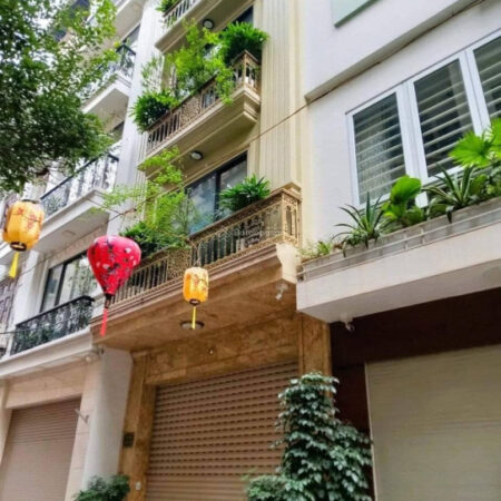 Bán nhà riêng chính chủ, ngõ 79 đường Cầu Giấy, diện tích 35m2, 5 tầng, giá 8,9 tỷ Bán nhà riêng chính chủ, ngõ 79 đường Cầu Giấy, diện tích 35m2, 5 tầng, giá 8,9 tỷ