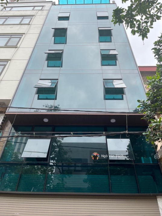 Bán tòa văn phòng – Phố Trần Quốc Hoàn. 80m2, MT 6.5m, 32 tỷ dòng tiền 1,2 tỷ/năm