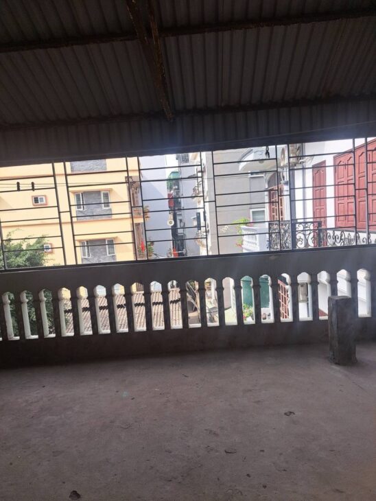 Bán nhà Tam Trinh giá 3.3 tỷ, diện tích 30m2, 3 tầng, mặt tiền 7.5m
