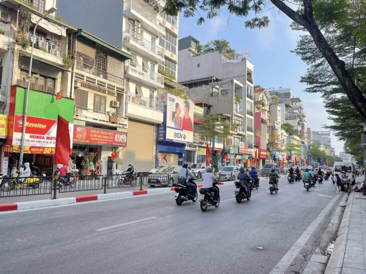 NHÀ MẶT PHỐ TÔN ĐỨC THẮNG, ĐỐNG ĐA, 50M2 5T MT 5,5M, GIÁ CỰC RẺ 28 TỶ