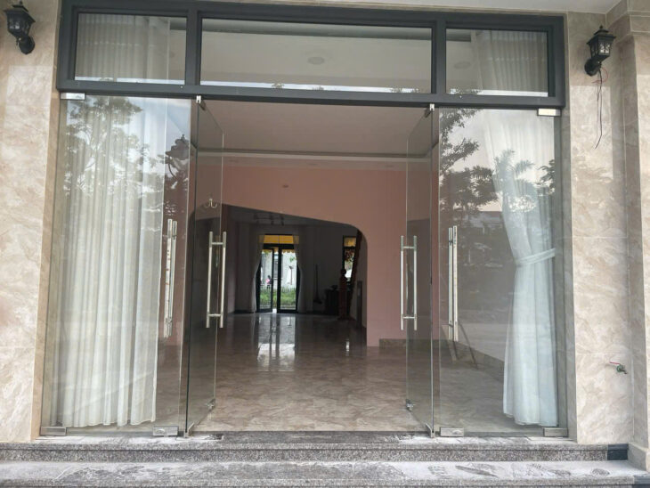 CHO THUÊ SHOPHOUSE 4 TẦNG MẶT TIỀN LÊ ĐỨC ANH – ECOGARDEN
