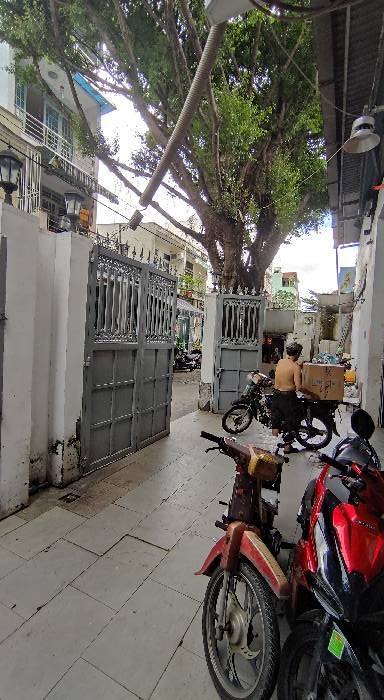 Bán Nhà xưởng đường Tân hòa Đông, Bình Tân, 188m2 – Ngang 8m – Đường xe tải – Giá 11.8 tỷ TL