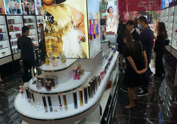 NHÀ MẶT PHỐ TÔN ĐỨC THẮNG, ĐỐNG ĐA, 50M2 5T MT 5,5M, GIÁ CỰC RẺ 28 TỶ