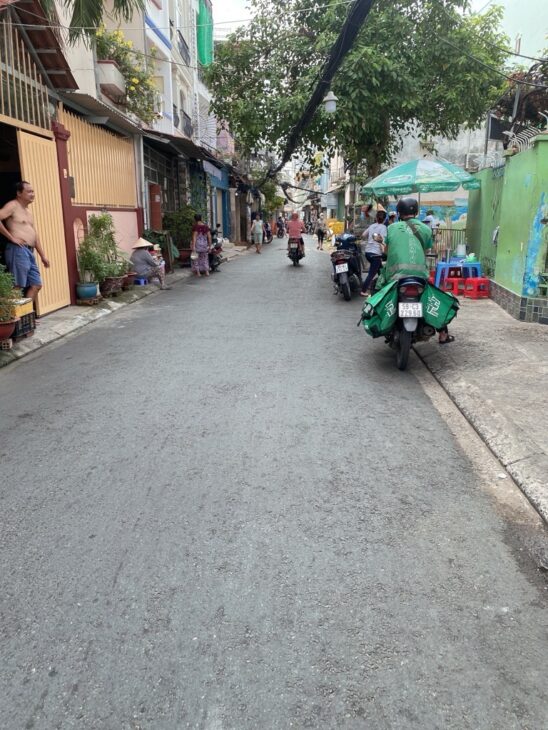 HOT. HOT, CHỈ 4.8 TỶ, [P3Q8] SIÊU PHẨM – HẺM XE TẢI – XE HƠI NGỦ TRONG NHÀ.