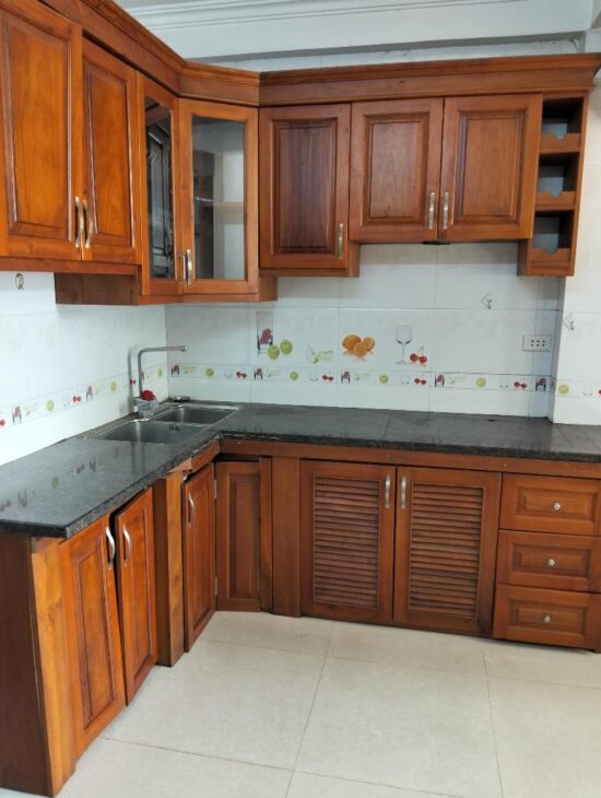 Bán nhà Ngọc Lâm – Ô tô – Kinh doanh – 4 ngủ – 40m2 nhỉnh 6 tỷ