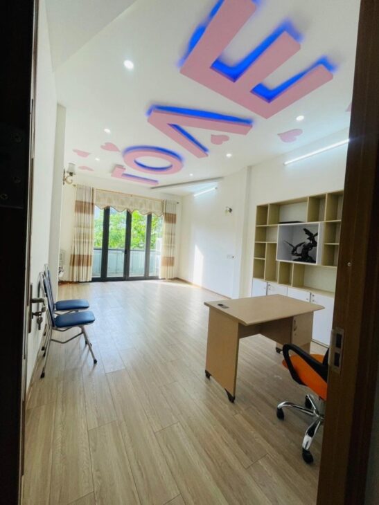 Nhà mặt tiền 3 tầng 3 mê Trưng Nữ Vương -Hải Châu -Giá chỉ 10,45 tỷ .
