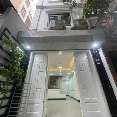 Bán nhà Định Công Thượng, Ngõ thông Ô tô vào nhà, 40m2, 8.3 tỷ(MTG-CTL)