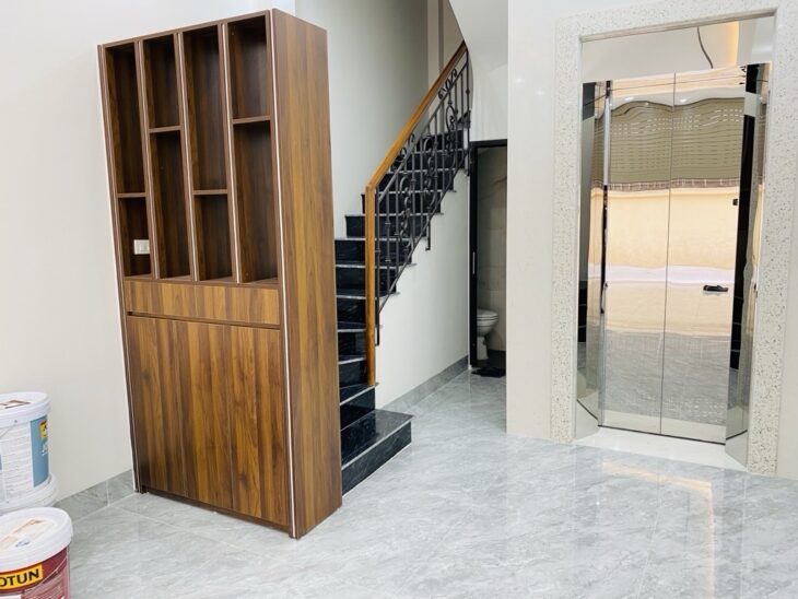 CHỈ NHỈNH 8 TỶ – SỞ HỮU NGAY NHÀ ĐẸP ĐÓN TẾT KHU PHÂN LÔ DÂN TRÍ CAO, 6 TẦNG 40m2 THANG MÁY, Ô TÔ