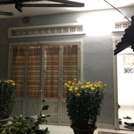 # Nhà Kiệt rộng gần MT Cách Mạng Tháng 8 đoạn Bình Thái, 120m2, ngang 5.4m 2.5 tỷ