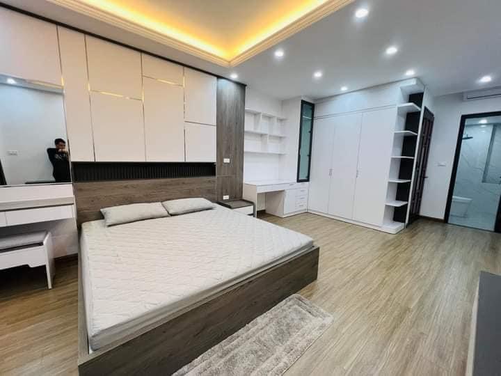 ⚜️ CHỈ 12.8 TỶ, HOÀNG VĂN THÁI, 3 Ô TÔ TRÁNH, 43M2 5T MT 4M ĐẸP LONG LANH ⚜️