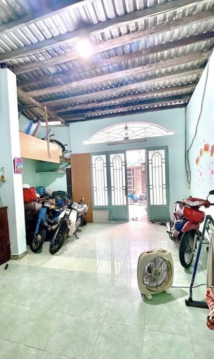 BÁN NHÀ PHƯỜNG 10 QUẬN TÂN BÌNH – 1 ĐỜI CHỦ LÂU NĂM – PHÙ HỢP XÂY MỚI – GIÁ 5,1 TỶ