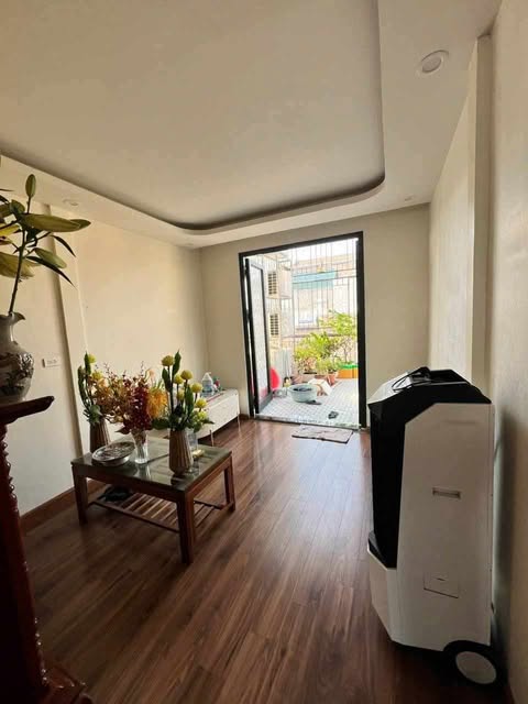 CỰC SỐC! Khu Phân Lô Hồng Hà – Ba Đình, 6 Ngủ, KD Ô Tô, Vỉa Hè: 44M, 6T, Giá 12.8 TỶ