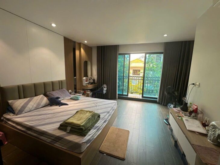 (LÔGÓC ĐẸP-ÔTÔ TRÁNH-K.DOANH ĐỈNH) Đê La Thành 39m/6T Thang Máy,MT 5.4m 15 Tỷ