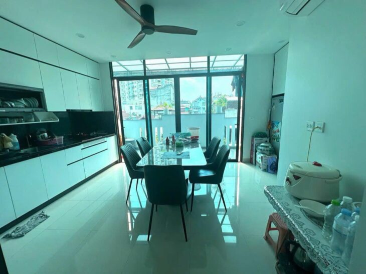(LÔGÓC ĐẸP-ÔTÔ TRÁNH-K.DOANH ĐỈNH) Đê La Thành 39m/6T Thang Máy,MT 5.4m 15 Tỷ