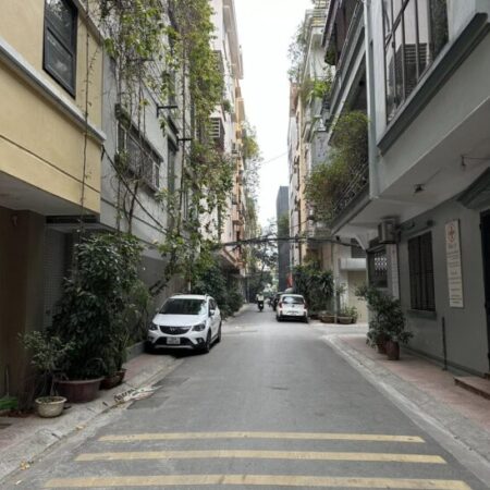 Đội Cấn Liễu Giai – phân lô ô tô tránh – 6 tầng thang máy – 54m chỉ 15.8 tỷ