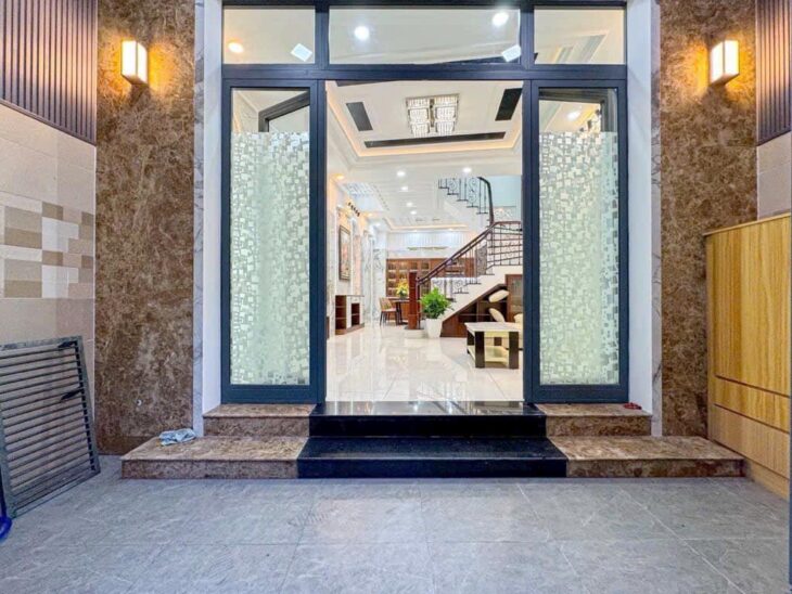 – Mặt tiền hẻm kinh doanh, Nhà 4 Tầng, Tặng nội thất, 5×12, Sân Thượng, 165 Nguyễn Thị Thập, Tân