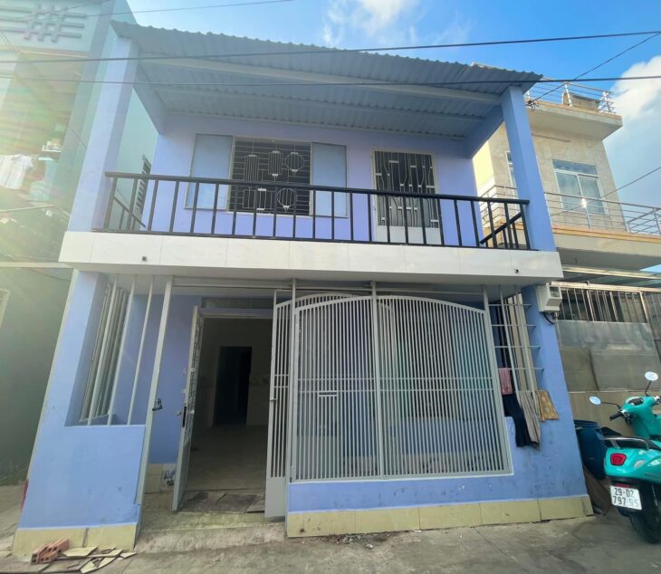 BÁN NHÀ 2 TẦNG TÂN XUÂN HÓC MÔN – 55M2 – 50M RA MẶT TIỀN. GIÁ CHỈ 3 TỶ TL.