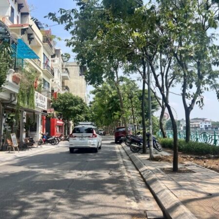 Trích Sài Lạc Long Quân – kinh doanh đắc địa – ô tô tránh – 5 tầng – chỉ 17 tỷ