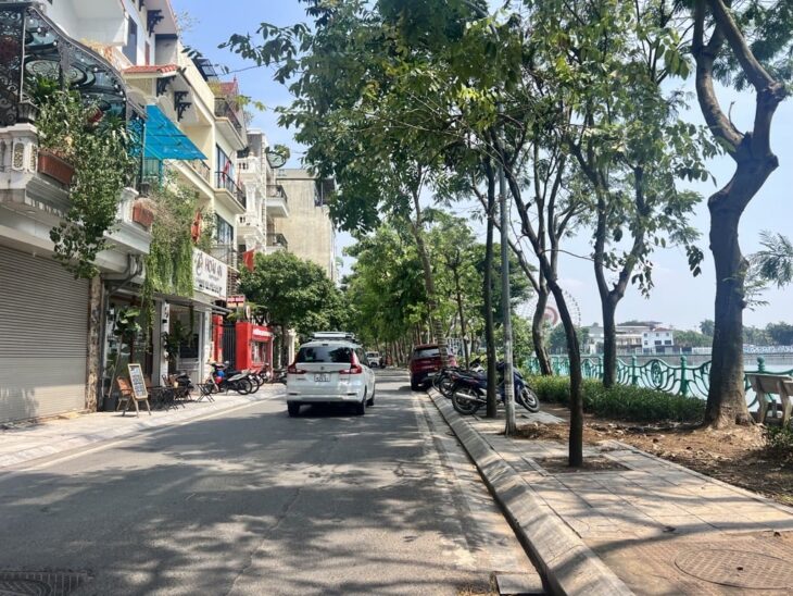 Trích Sài Lạc Long Quân – kinh doanh đắc địa – ô tô tránh – 5 tầng – chỉ 17 tỷ