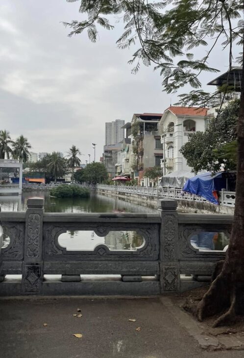 BÁN NHÀ DÂN XÂY PHỐ CỔ HÀ ĐÔNG, DT 43 M2 X 4 NGỦ, KHUNG CỘT BÊ TÔNG CHẮC CHĂN, GẦN PHỐ CHÍNH, TIỆN