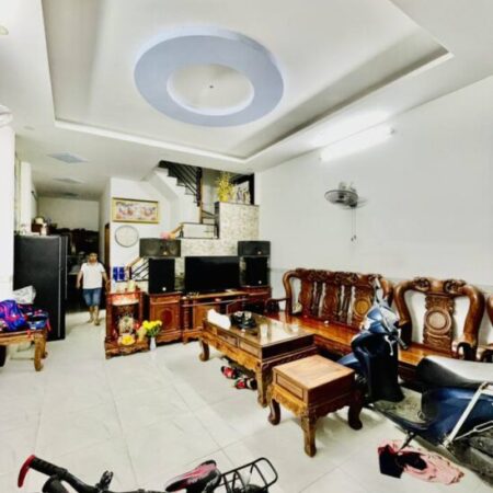 SIÊU HOT QUẬN 12 – NHÀ 3 TẦNG – VỊ TRÍ ĐẸP – HẺM XE HƠI 6M THÔNG TÂN THỚI HIỆP 20 – GIÁ TỐT CHỈ