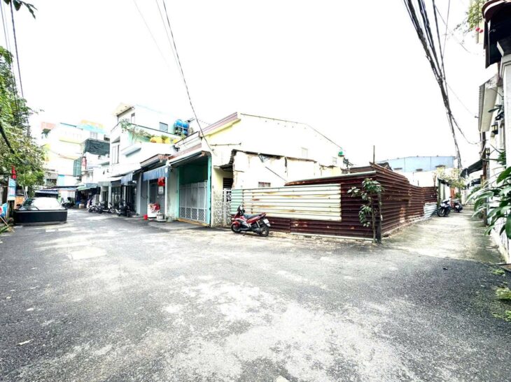 ♥ Nhà 2 mặt kiệt rộng 2.5m Trần Cao Vân, Ô tô đậu cạnh nhà, 35m2, gác đúc, 2.15 tỷ