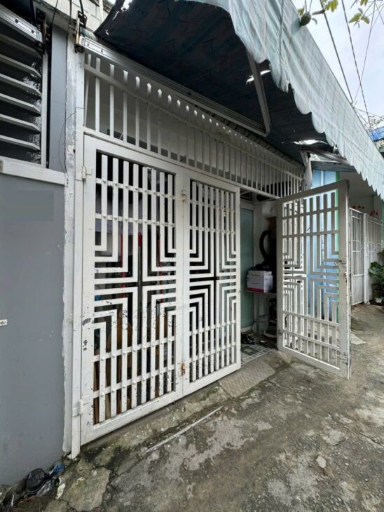 ♥ Nhà 2 mặt kiệt rộng 2.5m Trần Cao Vân, Ô tô đậu cạnh nhà, 35m2, gác đúc, 2.15 tỷ