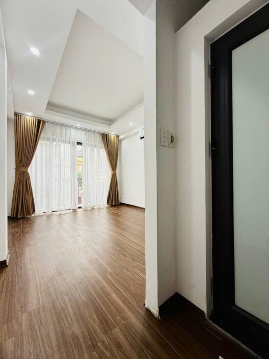 BÁN NHÀ KHƯƠNG TRUNG THANH XUÂN NGÕ THÔNG 2 PHỐ OTO KINH DOANH, 37M2 5T, NHỈNH 9TỶ