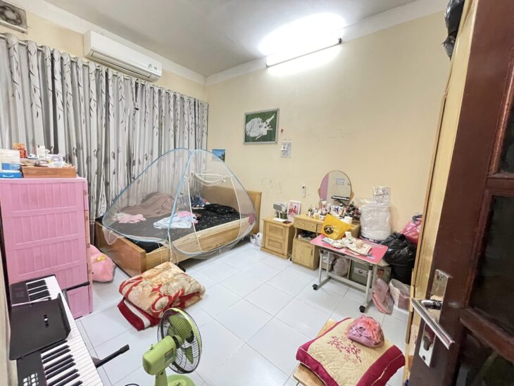 NHÀ MẶT PHỐ TÔN ĐỨC THẮNG, ĐỐNG ĐA, 50M2 5T MT 5,5M, GIÁ CỰC RẺ 28 TỶ